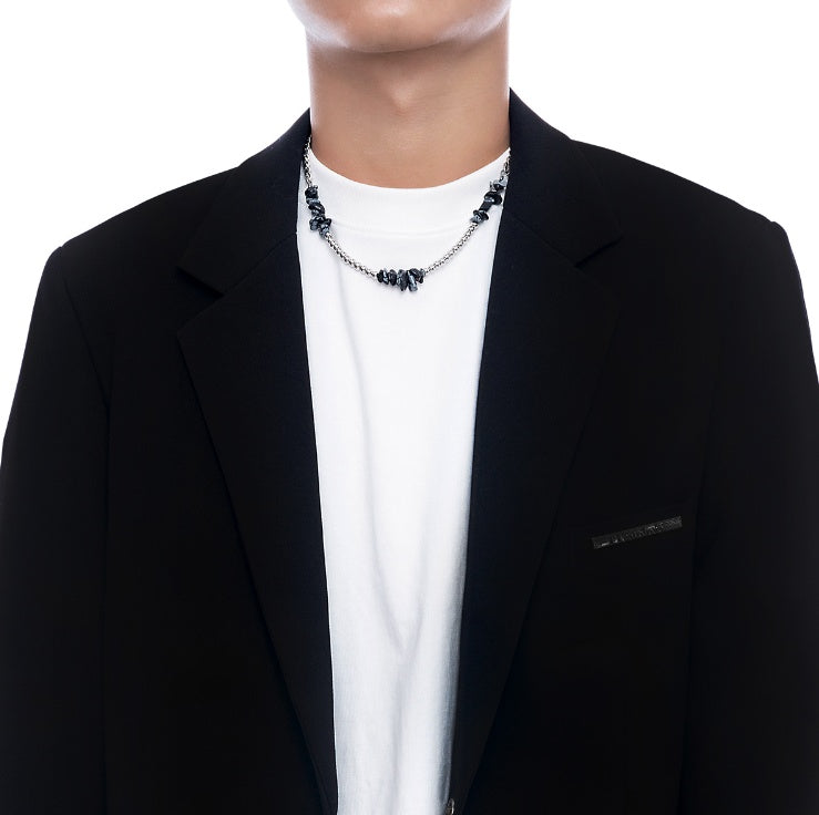 Irregular Stitching Of Fashionable Necklaces